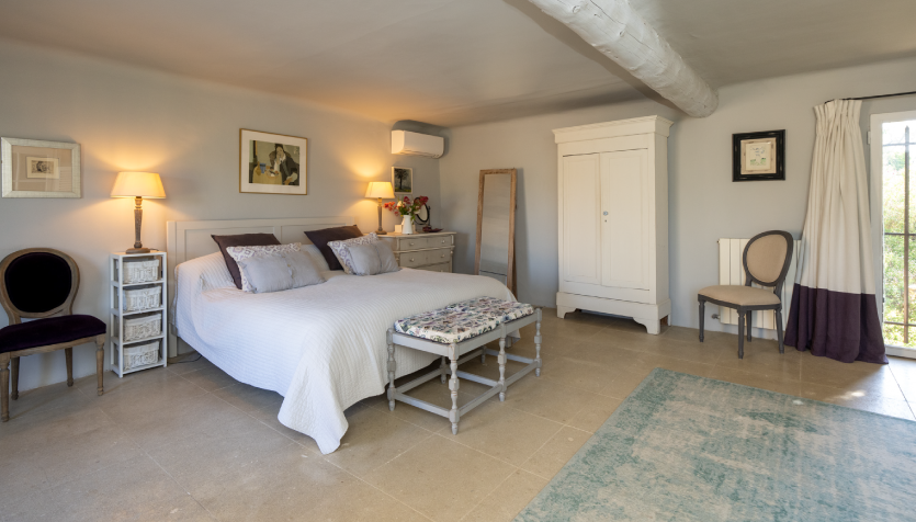 MSD - Accommodation Page Design_bedroom 1